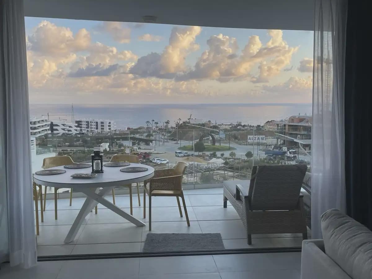 2 slaapkamer Appartement te koop in Fuengirola met zwembad garage - € 845.000 (Ref: 10019895)