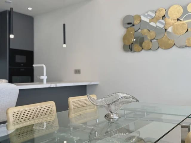 2 sypialnia Apartament na sprzedaż w Centro ciudad, Fuengirola z basenem garażem - 649 000 € (Ref: 10019896)