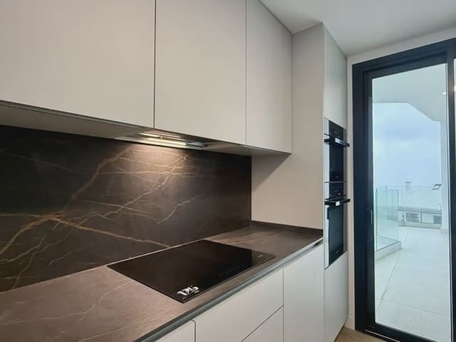 3 bedroom Apartment for sale in Centro ciudad, Fuengirola with pool garage - € 640,000 (Ref: 10019897)