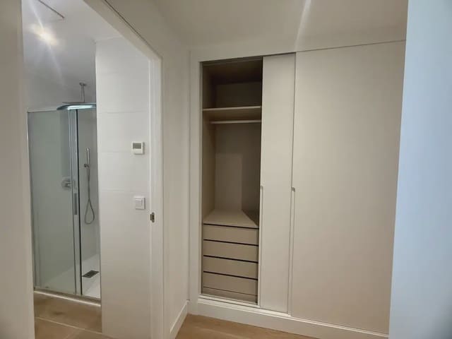 3 bedroom Apartment for sale in Centro ciudad, Fuengirola with pool garage - € 640,000 (Ref: 10019897)