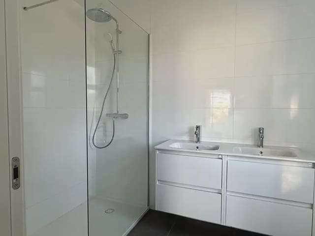 2 quarto Apartamento para venda em El Faro de Calaburra - Chaparral, Mijas com piscina garagem - 510 000 € (Ref: 10019898)
