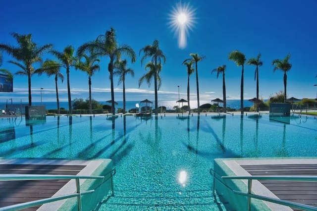 2 Zimmer Apartment zu verkaufen in El Faro de Calaburra - Chaparral, Mijas mit Pool Garage - 645.000 € (Ref: 10019900)
