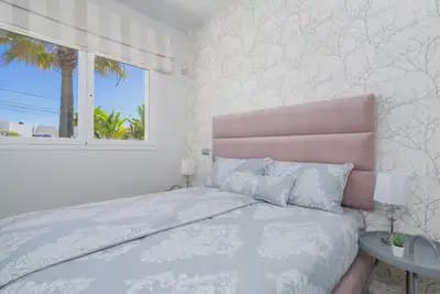 3 bedroom Villa for sale in Marbella with pool garage - € 1,990,000 (Ref: 10035596)