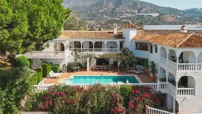 6 soveværelse Villa til salg i Mijas med swimmingpool garage - € 1.895.000 (Ref: 10041332)