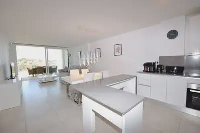 3 quarto Apartamento para venda em La Cala de Mijas, Mijas com piscina garagem - 675 000 € (Ref: 10043272)