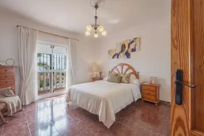 6 bedroom Villa for sale in Torremolinos with pool garage - € 1,099,000 (Ref: 10045467)