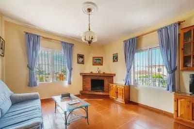 6 bedroom Villa for sale in Torremolinos with pool garage - € 1,099,000 (Ref: 10045467)
