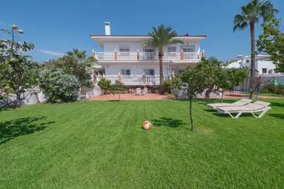 6 bedroom Villa for sale in Torremolinos with pool garage - € 1,099,000 (Ref: 10045467)