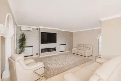 4 bedroom Villa for sale in Marbella with pool garage - € 1,500,000 (Ref: 10055571)