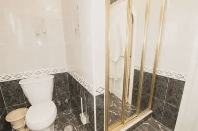 4 bedroom Villa for sale in Marbella with pool garage - € 1,500,000 (Ref: 10055571)