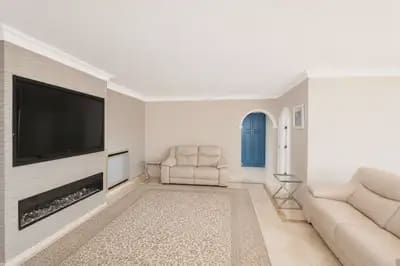 4 bedroom Villa for sale in Marbella with pool garage - € 1,500,000 (Ref: 10055571)