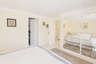 4 bedroom Villa for sale in Marbella with pool garage - € 1,500,000 (Ref: 10055571)