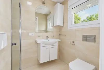 3 quarto Moradia para venda em Marbella com piscina garagem - 1 200 000 € (Ref: 10055573)
