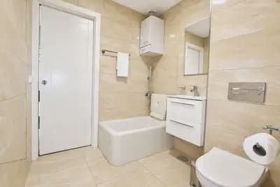3 quarto Moradia para venda em Marbella com piscina garagem - 1 200 000 € (Ref: 10055573)