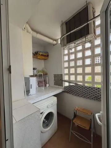 2 makuuhuone Huoneisto myytävänä paikassa Torreblanca, Fuengirola mukana uima-altaan 
autotalli - 280 000 € (Ref: 10057712)