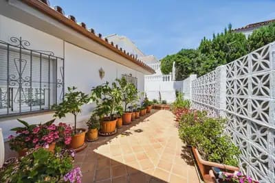 5 chambre Villa/Maison à vendre à Mijas avec piscine garage - 1 350 000 € (Ref: 10059468)