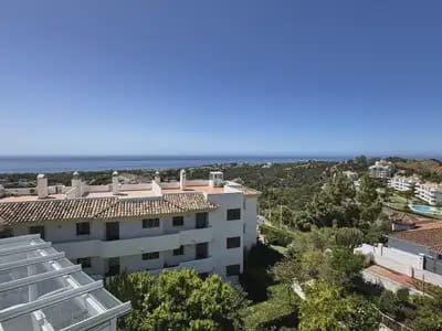 Ático de 3 habitaciones en Calahonda, Mijas en venta con piscina garaje - 449.000 € (Ref: 10075639)