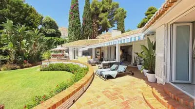 5 bedroom Villa for sale in Benalmadena with pool garage - € 1,895,000 (Ref: 10078349)