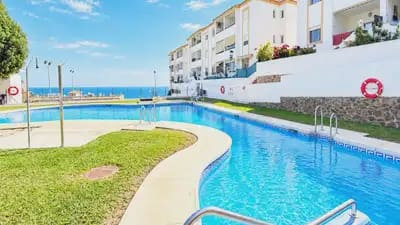 2 bedroom Penthouse for sale in Benalmadena with pool garage - € 349,000 (Ref: 10089919)