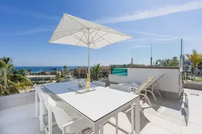 2 Zimmer Apartment zu verkaufen in Mijas mit Pool Garage - 645.000 € (Ref: 10094627)