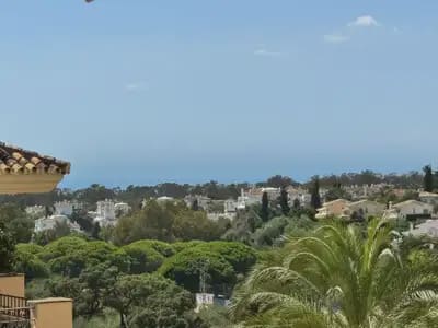 3 soverom Leilighet til salgs i Elviria, Marbella med svømmebasseng garasje - € 825 000 (Ref: 10094629)