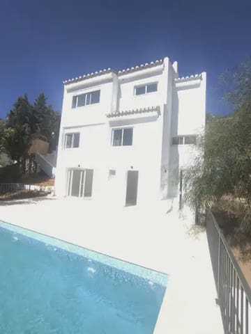 4 sypialnia Willa na sprzedaż w Campo Mijas, Mijas z basenem garażem - 950 000 € (Ref: 10098400)