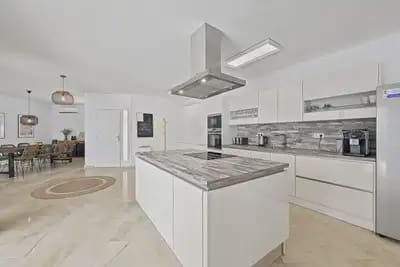 5 sovrum Villa till salu i Centro, Mijas med pool garage - 1 345 000 € (Ref: 10101017)