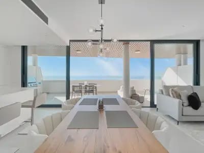 2 soveværelse Lejlighed til salg i Fuengirola med swimmingpool garage - € 650.000 (Ref: 10101020)