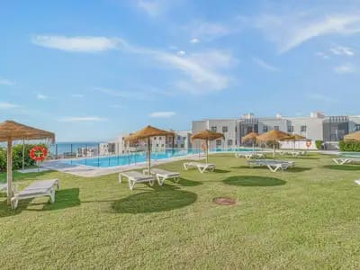 2 soveværelse Lejlighed til salg i Fuengirola med swimmingpool garage - € 650.000 (Ref: 10101020)