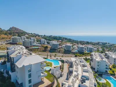 2 soveværelse Lejlighed til salg i Fuengirola med swimmingpool garage - € 650.000 (Ref: 10101020)