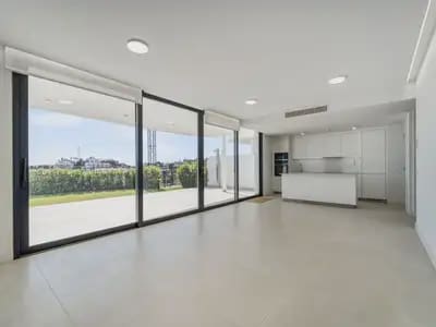 3 soveværelse Lejlighed til salg i Fuengirola med swimmingpool garage - € 749.000 (Ref: 10101021)