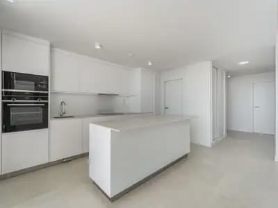 3 soveværelse Lejlighed til salg i Fuengirola med swimmingpool garage - € 749.000 (Ref: 10101021)