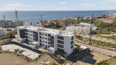 3 soveværelse Lejlighed til salg i Fuengirola med swimmingpool garage - € 749.000 (Ref: 10101021)