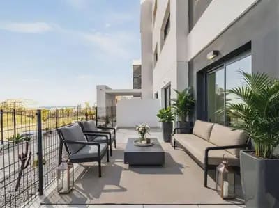 3 soveværelse Lejlighed til salg i Fuengirola med swimmingpool garage - € 749.000 (Ref: 10101021)