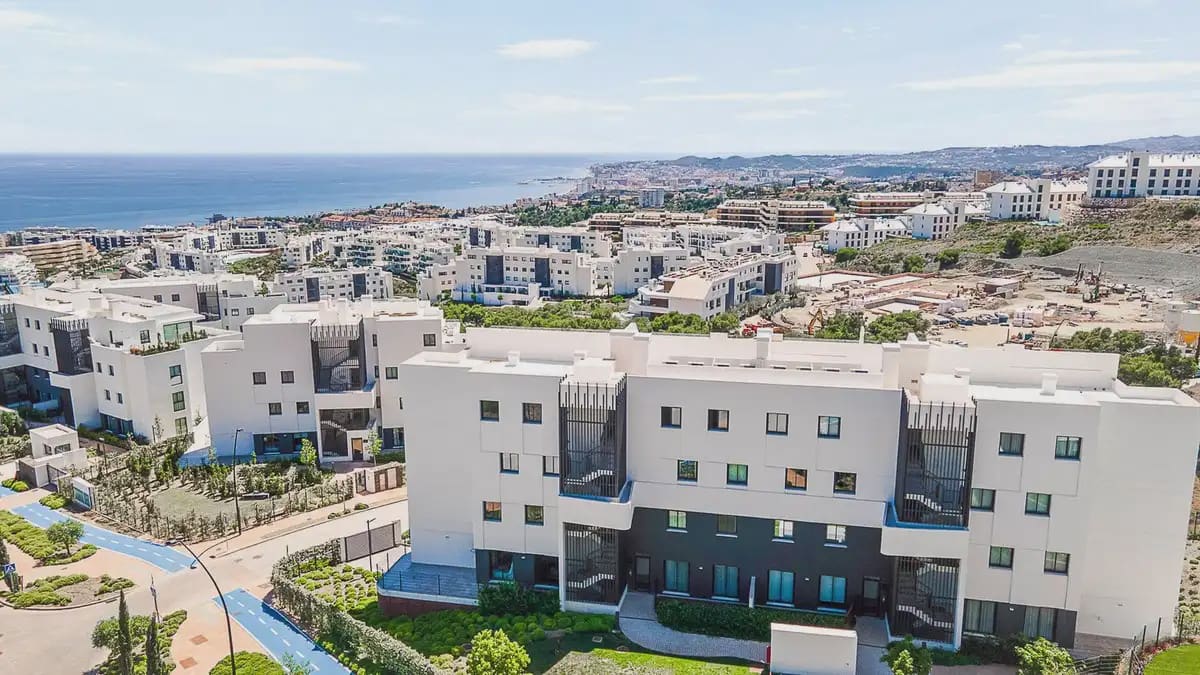3 slaapkamer Penthouse te koop in Fuengirola met zwembad garage - € 1.199.000 (Ref: 10101024)