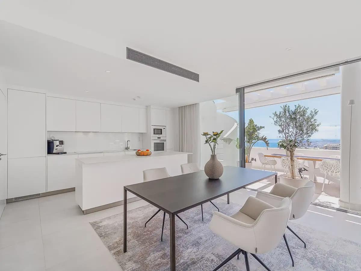 3 slaapkamer Penthouse te koop in Fuengirola met zwembad garage - € 1.199.000 (Ref: 10101024)