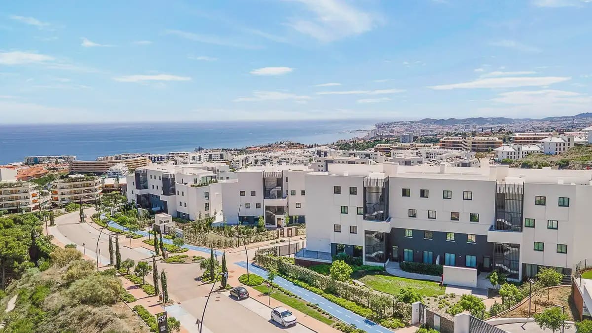 3 slaapkamer Penthouse te koop in Fuengirola met zwembad garage - € 1.199.000 (Ref: 10101024)