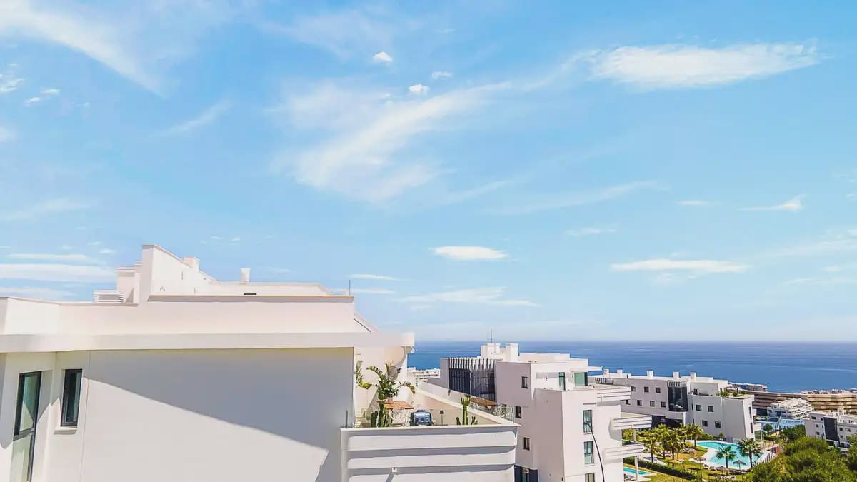 3 slaapkamer Penthouse te koop in Fuengirola met zwembad garage - € 1.199.000 (Ref: 10101024)