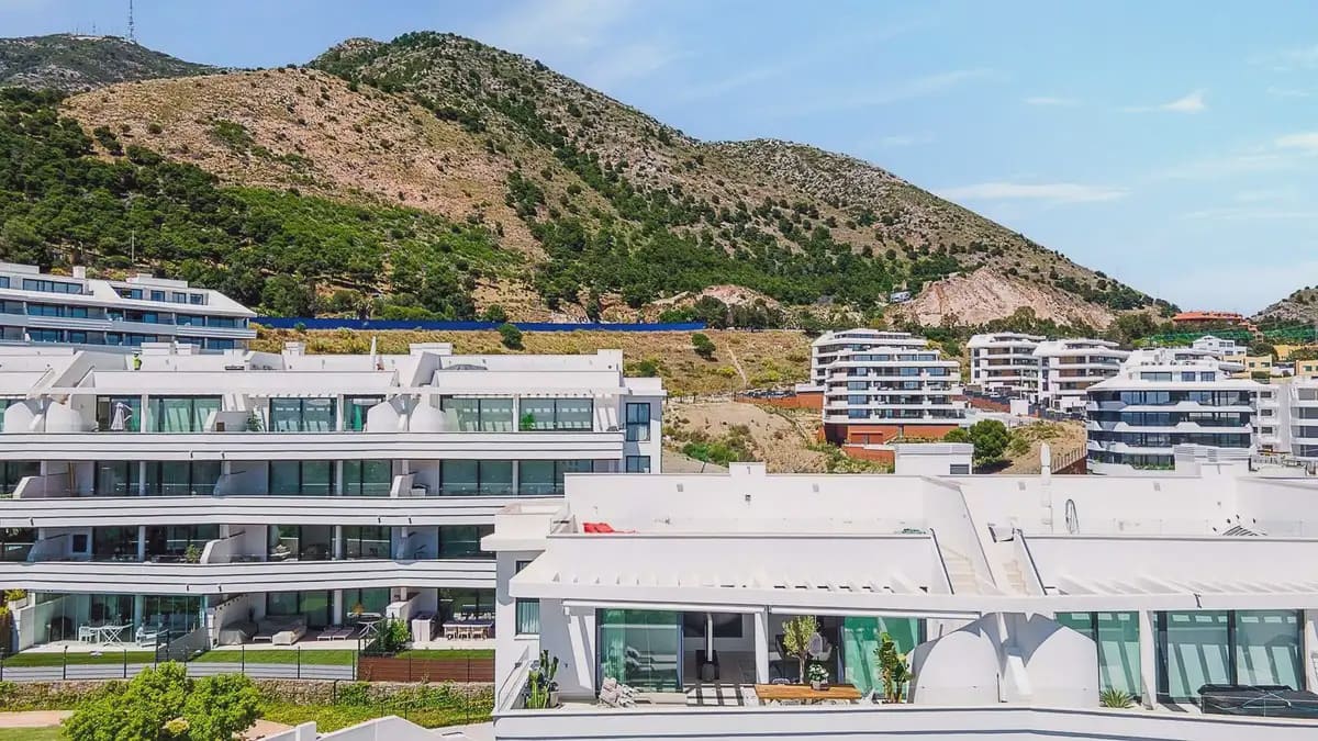3 slaapkamer Penthouse te koop in Fuengirola met zwembad garage - € 1.199.000 (Ref: 10101024)