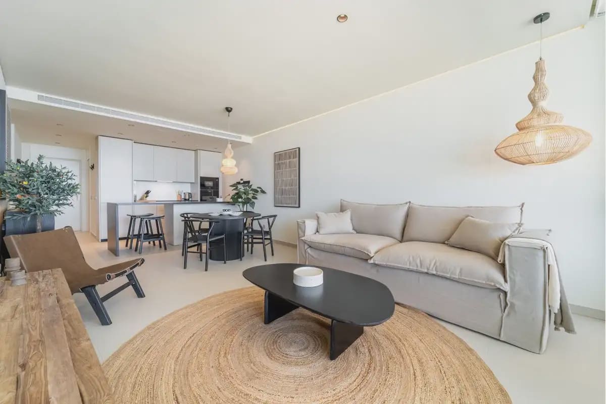 Apartamento de 2 habitaciones en Fuengirola en venta con piscina garaje - 695.000 € (Ref: 10101026)