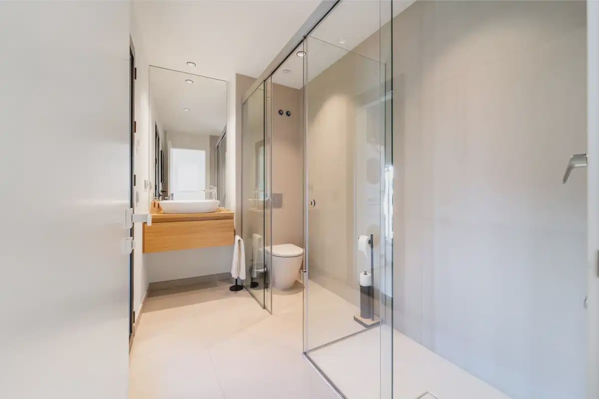 Apartamento de 2 habitaciones en Fuengirola en venta con piscina garaje - 695.000 € (Ref: 10101026)