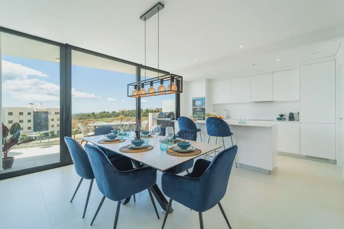 2 Zimmer Apartment zu verkaufen in Fuengirola mit Pool Garage - 620.000 € (Ref: 10101027)