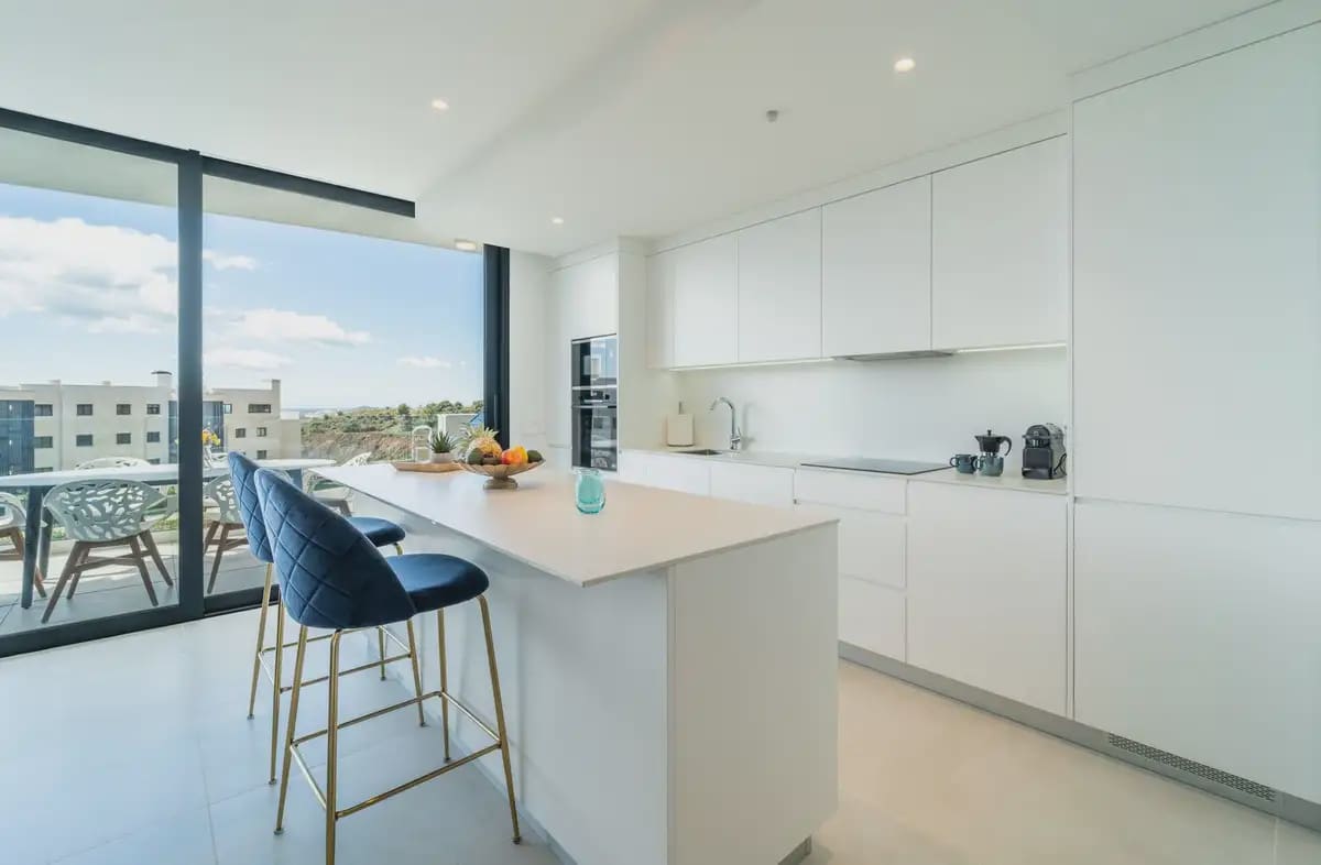 2 Zimmer Apartment zu verkaufen in Fuengirola mit Pool Garage - 620.000 € (Ref: 10101027)
