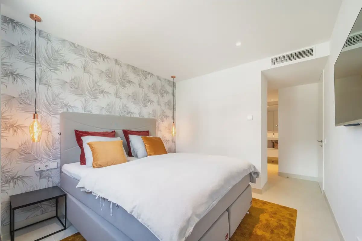 2 Zimmer Apartment zu verkaufen in Fuengirola mit Pool Garage - 620.000 € (Ref: 10101027)