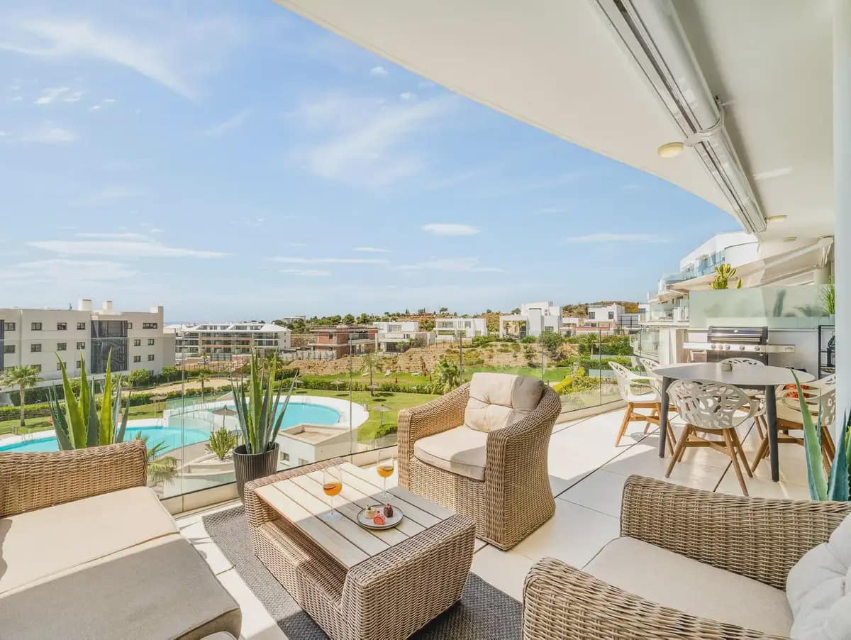2 Zimmer Apartment zu verkaufen in Fuengirola mit Pool Garage - 620.000 € (Ref: 10101027)