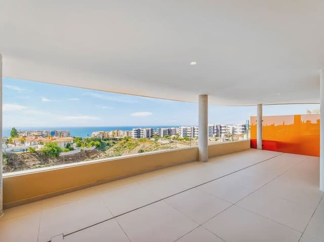 2 slaapkamer Appartement te koop in Centro ciudad, Fuengirola met zwembad garage - € 699.000 (Ref: 10101028)