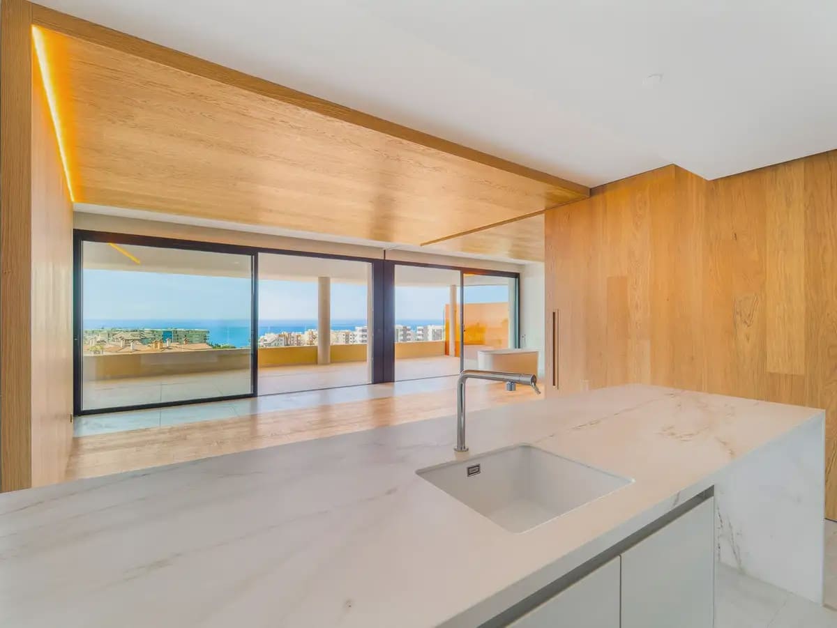 2 slaapkamer Appartement te koop in Fuengirola met zwembad garage - € 699.000 (Ref: 10101028)