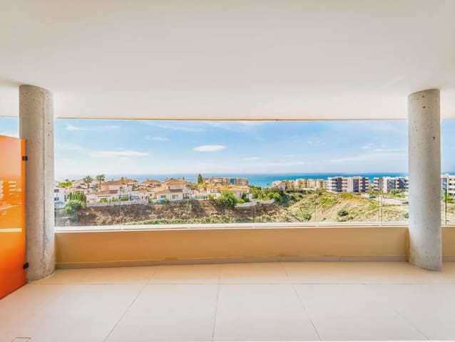 2 slaapkamer Appartement te koop in Centro ciudad, Fuengirola met zwembad garage - € 699.000 (Ref: 10101028)