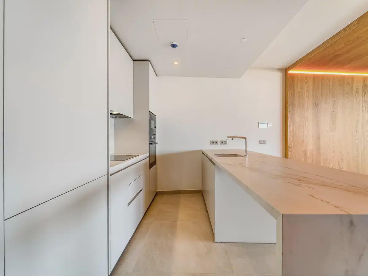 2 slaapkamer Appartement te koop in Fuengirola met zwembad garage - € 699.000 (Ref: 10101028)