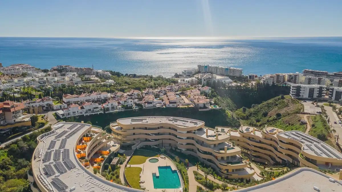 2 slaapkamer Appartement te koop in Fuengirola met zwembad garage - € 699.000 (Ref: 10101028)